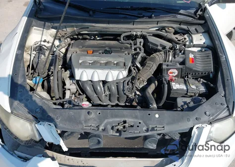 2010 Acura Tsx 2.4 z USA, uszkodzony, nr VIN JH4CU2F65AC009302